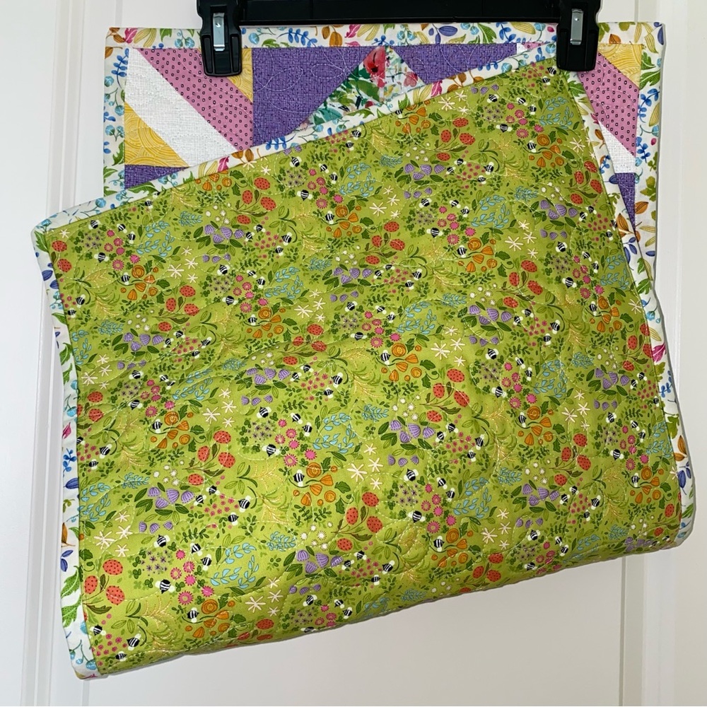 Cheery Hand Made Table Runner - Picture 4 of 12